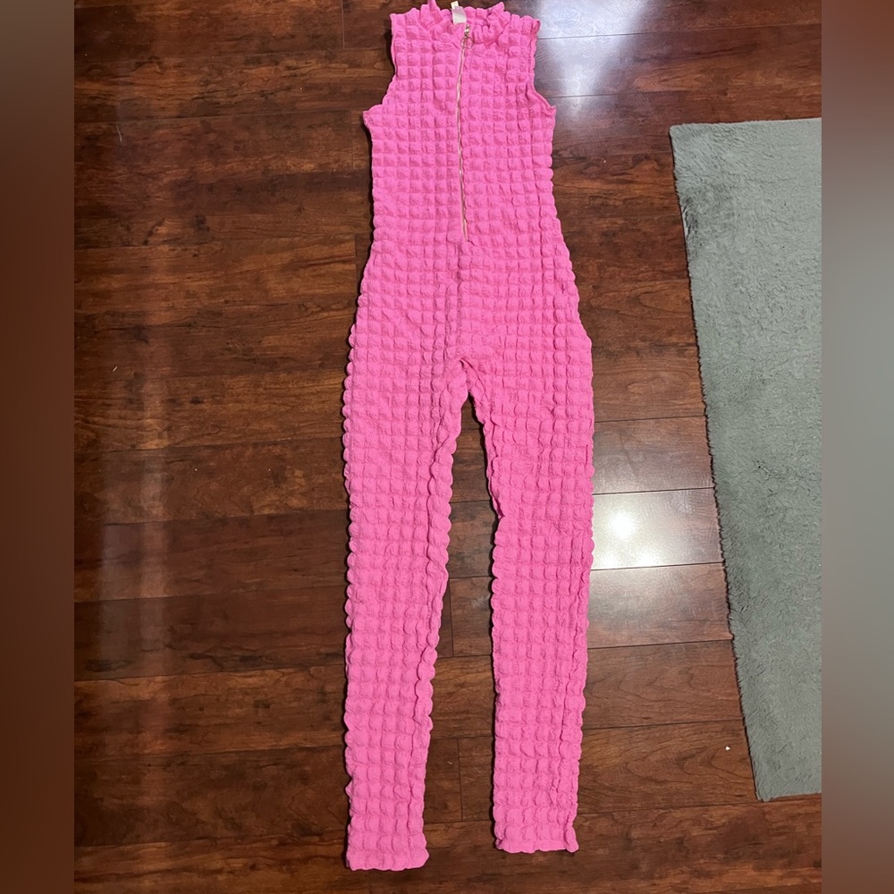Pink Textured Sleeveless Jumpsuit